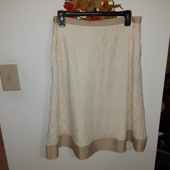 Isaac Mizrahi skirt size 10 - Picture 5 of 5